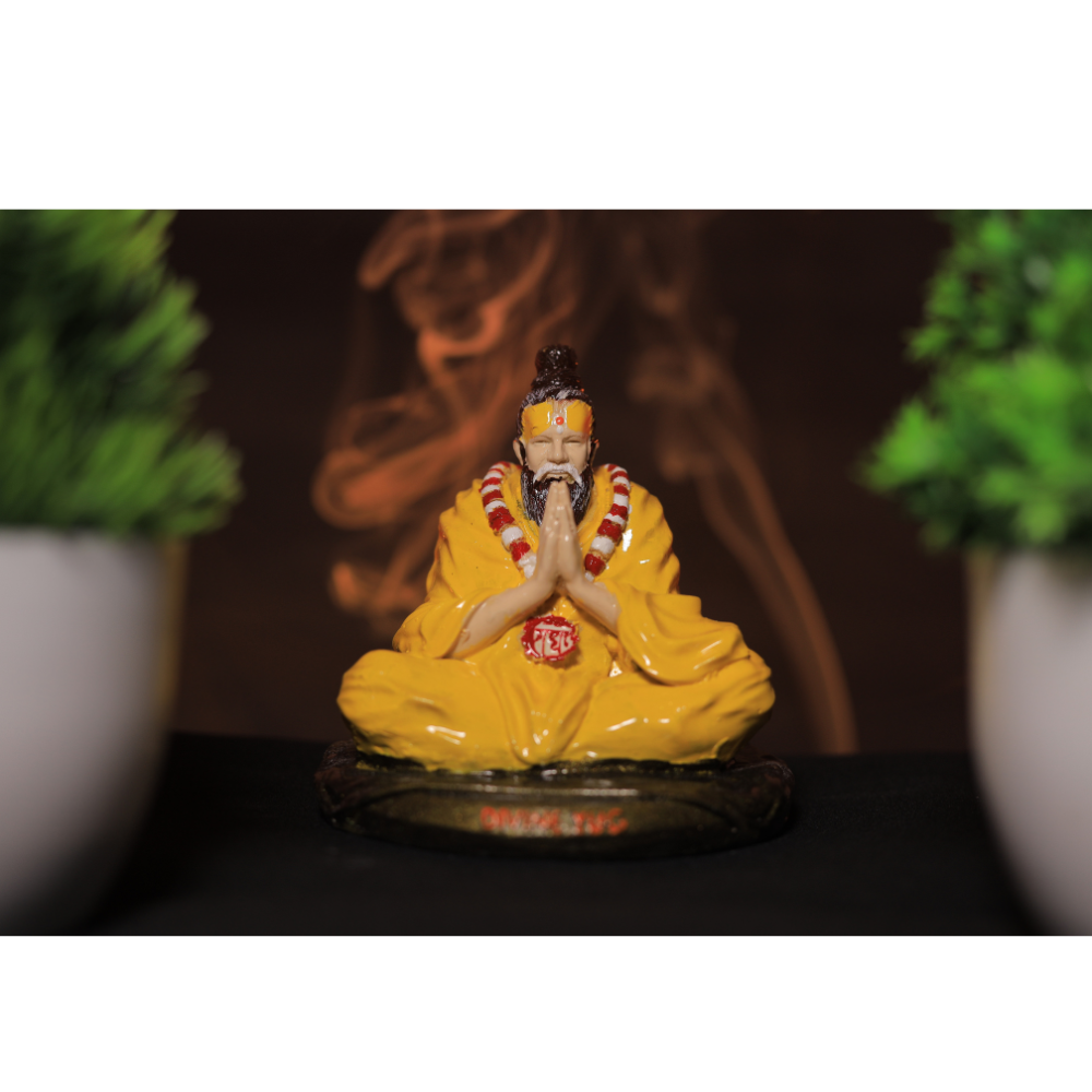 Premanand Ji Maharaj Idol + (FREE COMBO) Tulsi Mala, Wallet Card & Sandal Attar Assan